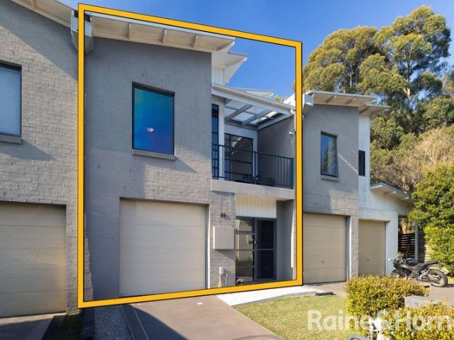 House for sale in Kingfisher Grove, Newcastle-Maitland