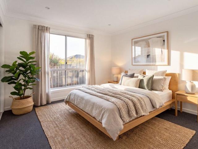 Villa for sale in Flinders, New South Wales