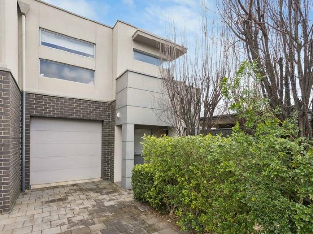 Townhouse for sale in Horseshoe Creek, South Australia