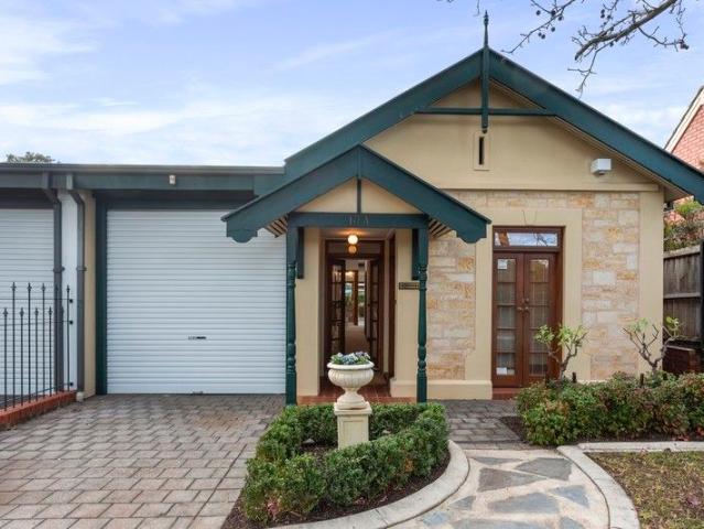 House for sale in Highgate