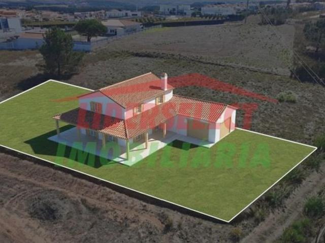 Terreno venda em Varatojo, Torres Vedras