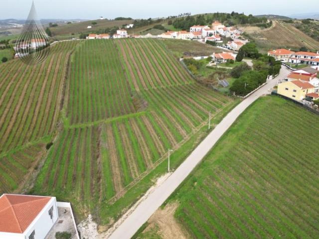 Terreno venda em Varatojo, Torres Vedras
