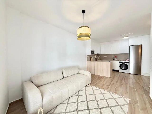 Apartamento en alquiler en La Mata, Torrevieja