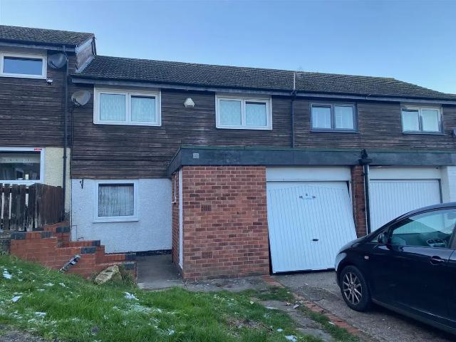 House for rent in Stocking Farm, Old Wharf