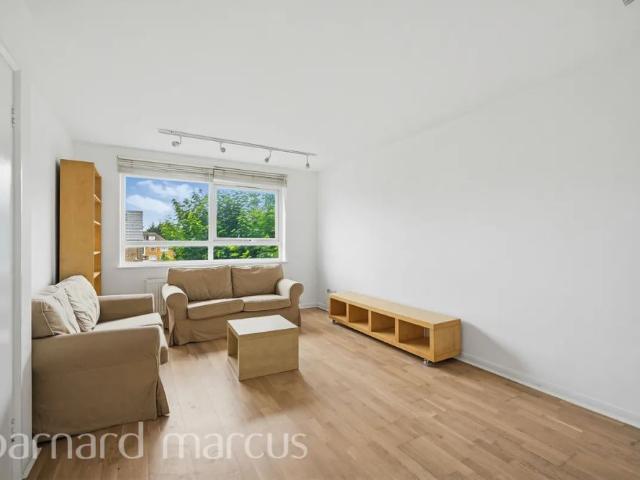 Apartment for rent in Friern Barnet, Greater London