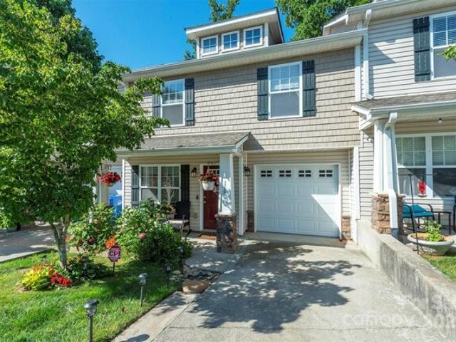 House for sale in Fletcher