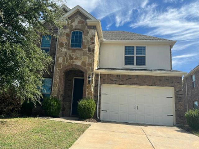 House for sale in Devonshire, Forney