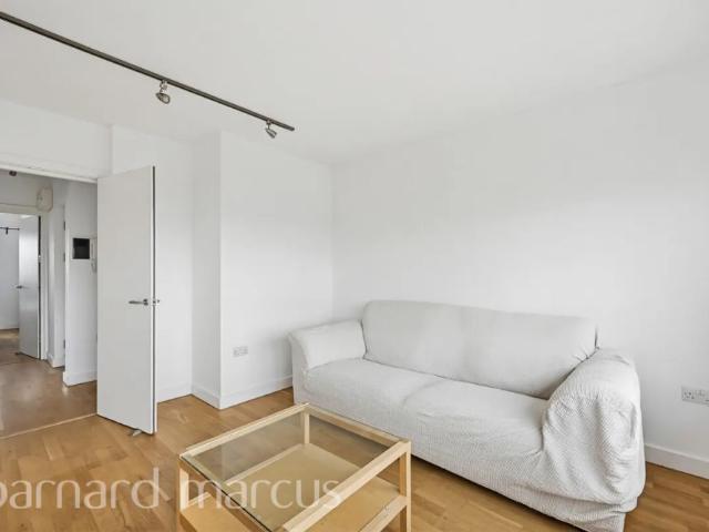 Apartment for rent in Friern Barnet, Greater London