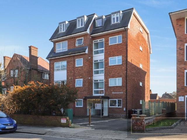 Apartment for rent in Friern Barnet, Greater London