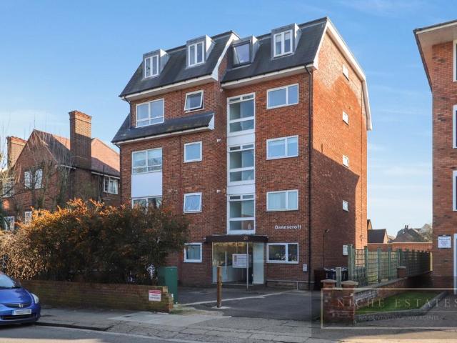 Apartment for rent in Friern Barnet, Isle Of Man