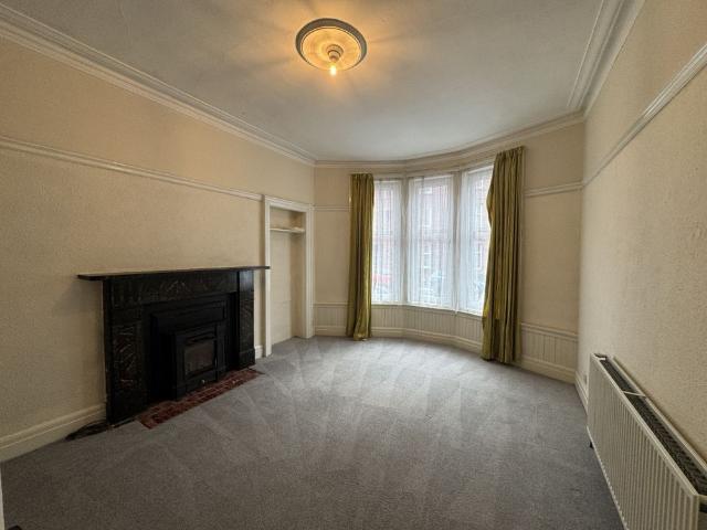 Apartment for rent in Shawmoss, Glasgow