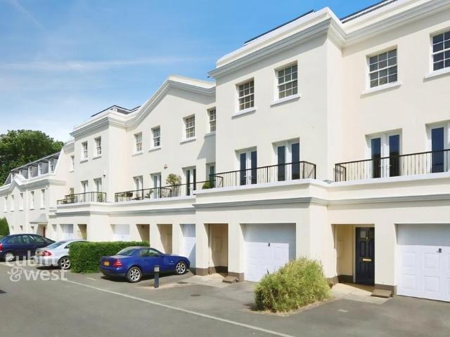 House for rent in Arundel, Clapham