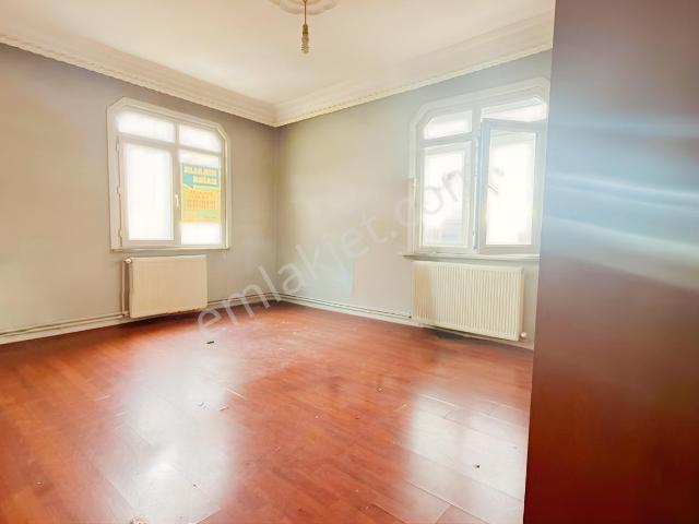 100. Yıl Mahallesi, Bağcılar içerisinde kiralık mülk