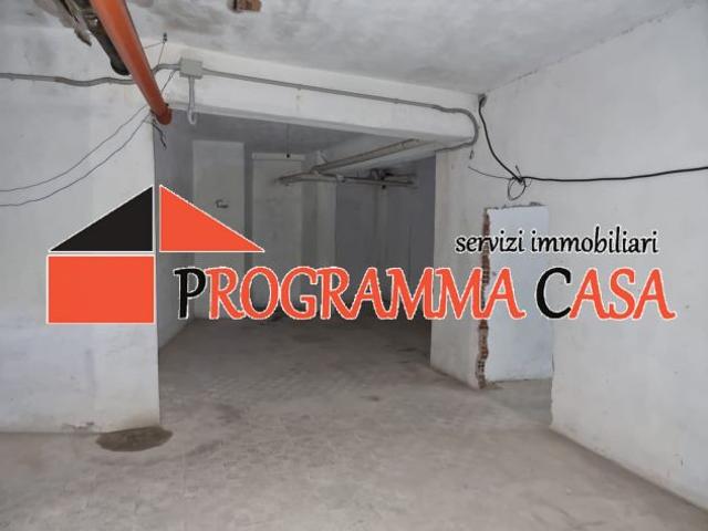 Monolocale in vendita a Laurentum, Roma Capitale