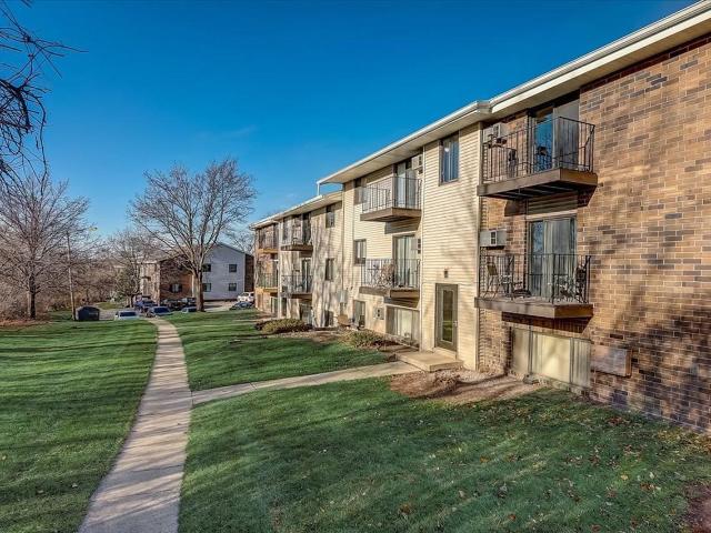 Apartment for rent in Wauwatosa, Wisconsin
