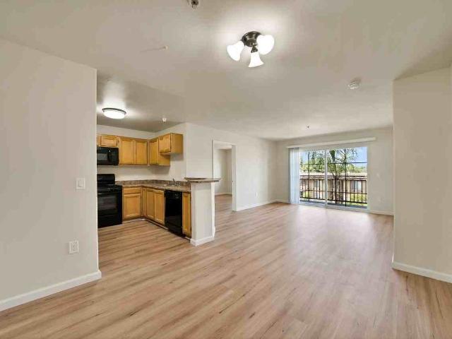 Apartment for rent in Lake Balboa Neighborhood Council District, Canoga Park