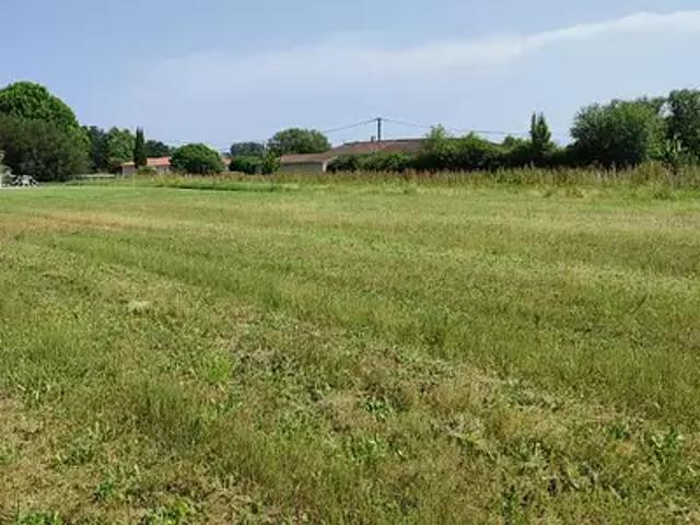 Terrain vente à Tarbes, Tostat