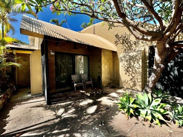 Villa for rent in Kings Beach, Bowen