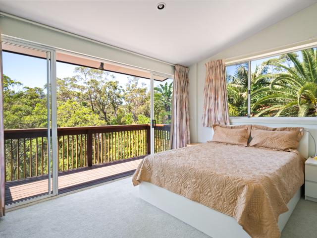 House for sale in Lower North Shore, Sydney