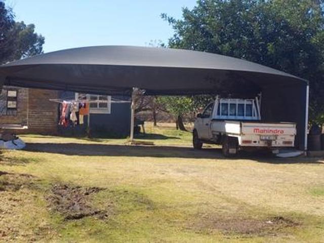 House for sale in Mohlakeng, Gauteng
