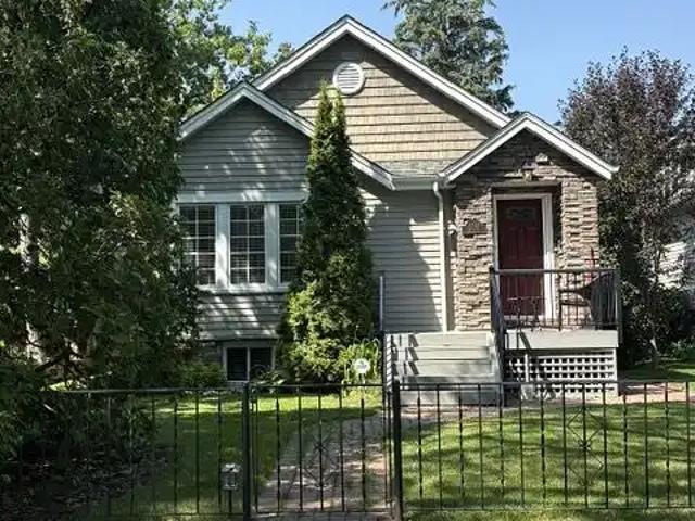 House for rent in Wedgewood, Alberta