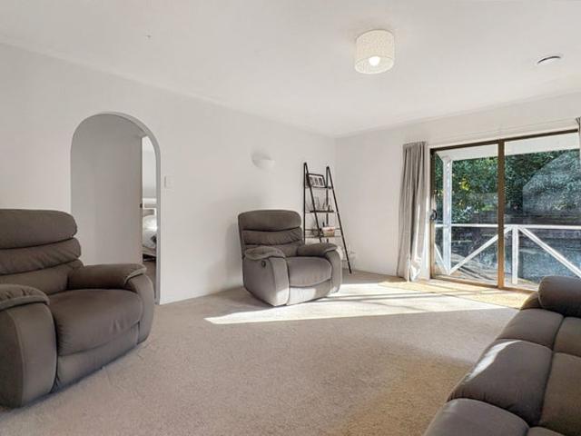 House for rent in Pauatahanui, Wellington