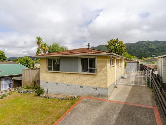 House for rent in Pauatahanui, Wellington