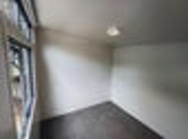 Apartment for rent in Tōtara Vale, Kaipātiki