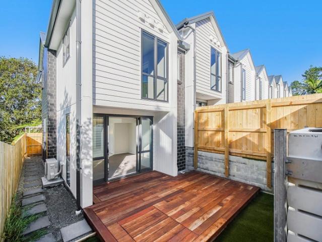 House for rent in Tōtara Vale, Kaipātiki