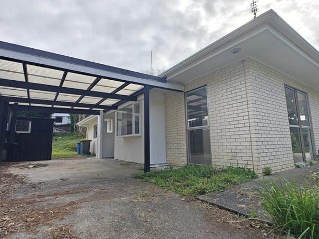 House for rent in Wairau Valley