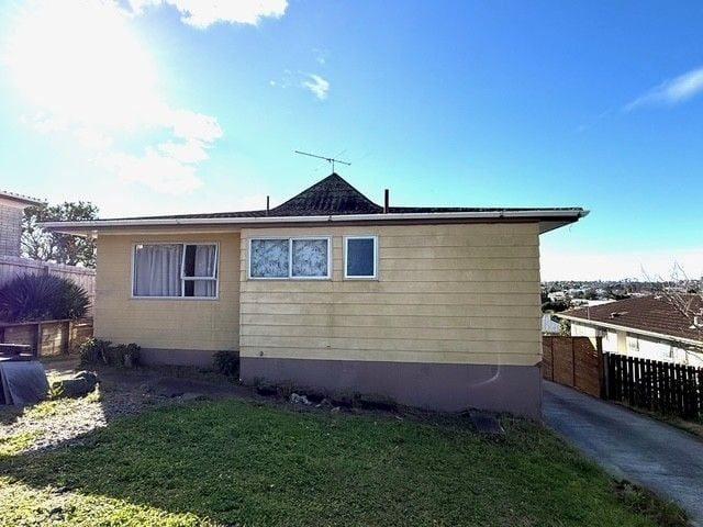 House for rent in Wairau Valley