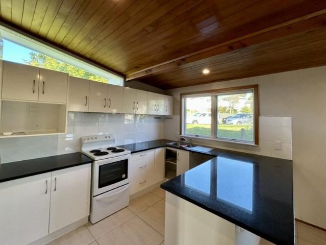 House for rent in Wairau Valley