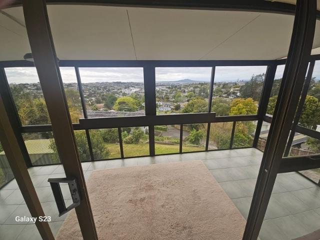 House for rent in Tōtara Vale, Kaipātiki
