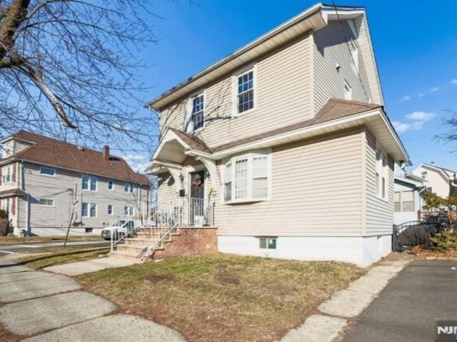 House for sale in Passaic, New Jersey