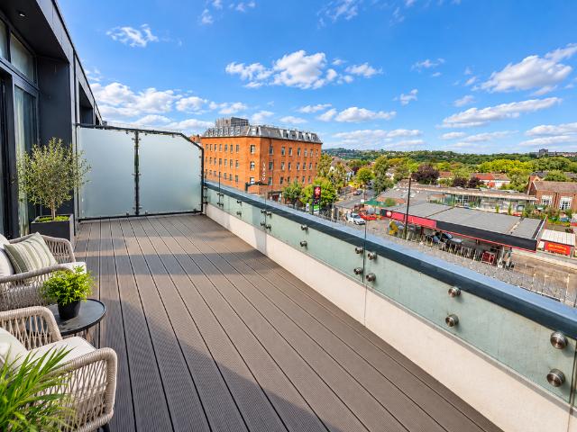 Apartment for rent in Ferme Park, Greater London