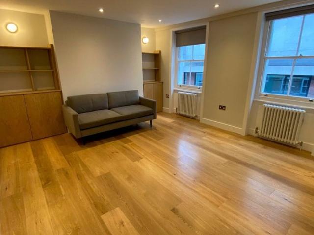 Apartment for rent in Fitzrovia, Greater London