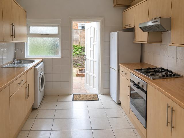 House for rent in Tooting Graveney, Greater London