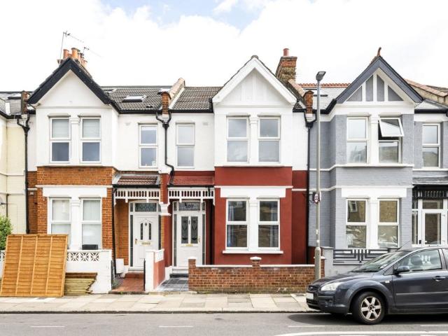 House for rent in Furzedown, Greater London