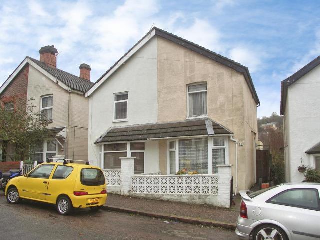 House for rent in Totteridge, Cressex