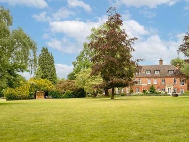House for sale in Hertfordshire