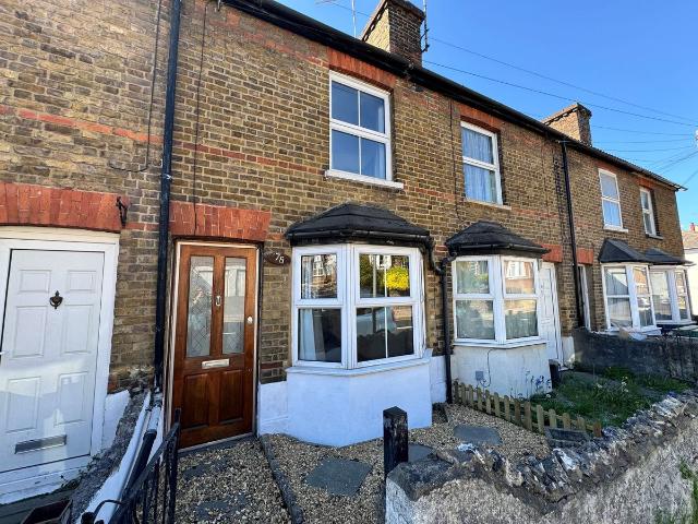 Apartment for rent in Totteridge, Cressex