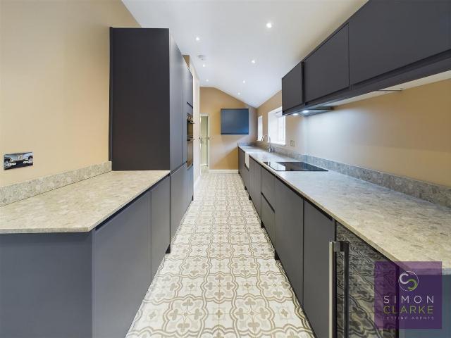 House for rent in Totteridge, Greater London
