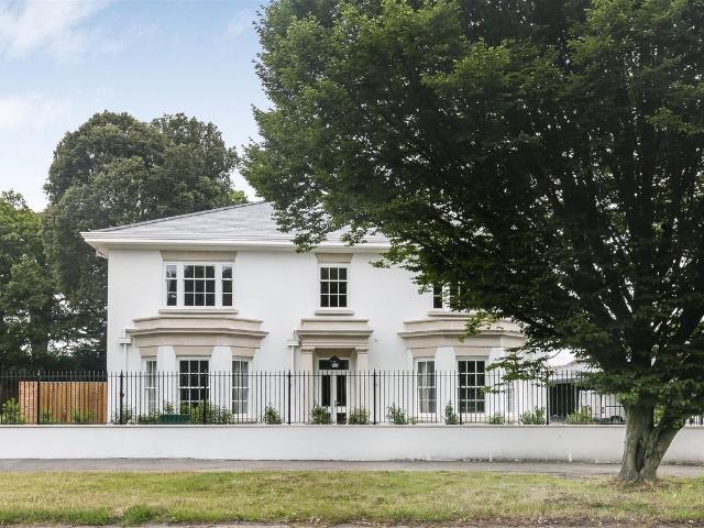 Apartment for rent in Totteridge, Greater London