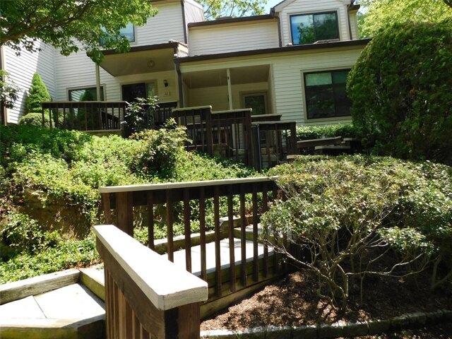 Condo for sale in Millwood