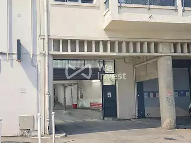 Garage vente à Arrondissement de Toulon, Toulon