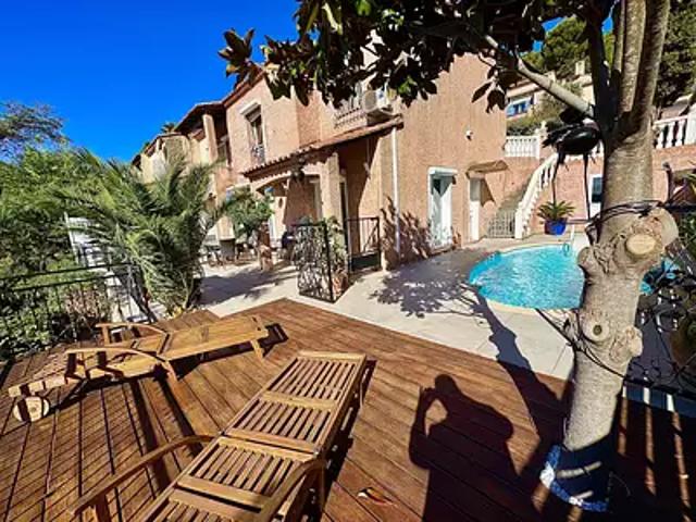 Maison vente à Arrondissement de Toulon, Toulon