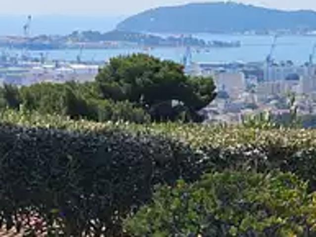 Maison vente à Arrondissement de Toulon, Toulon