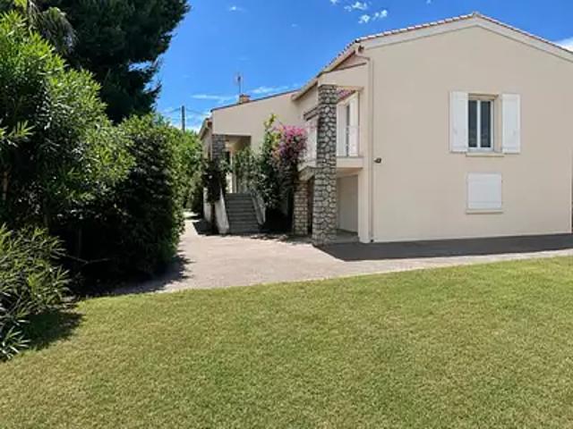 Maison vente à Arrondissement de Toulon, Toulon
