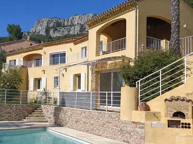 Maison vente à Arrondissement de Toulon, Toulon
