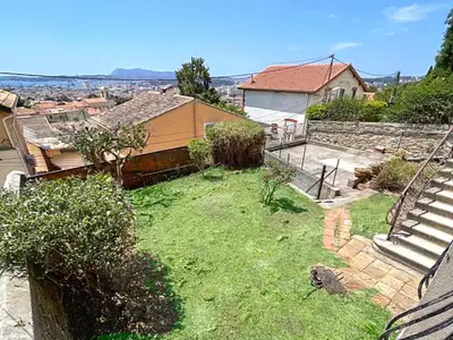 Maison vente à Arrondissement de Toulon, Toulon